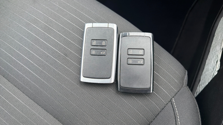 Renault Arkana 1.6 E-TECH Hybrid 145 Iconic 5dr Auto Hybrid Estate